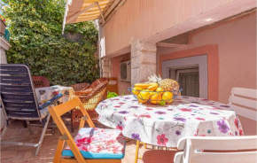 Nice apartment in Grebastica with WiFi and 2 Bedrooms